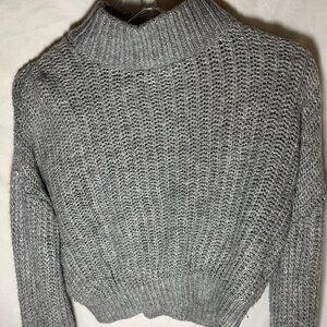 Gray Cropped Knit Sweater - Small